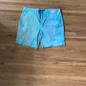 The-dye surfer short